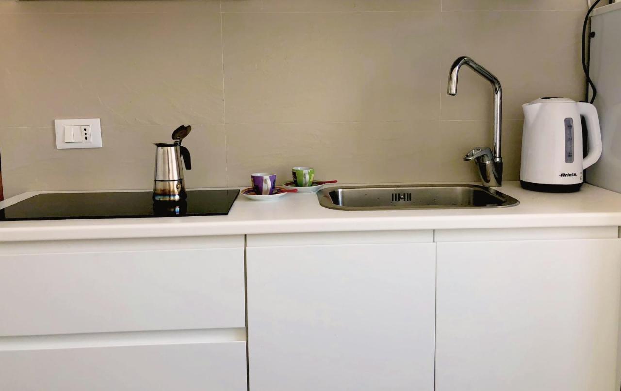 Colosseum Apartment - Zeno 04 โรม ภายนอก รูปภาพ
