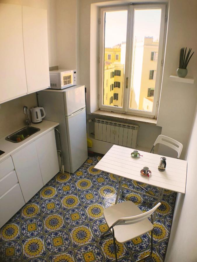 Colosseum Apartment - Zeno 04 โรม ภายนอก รูปภาพ